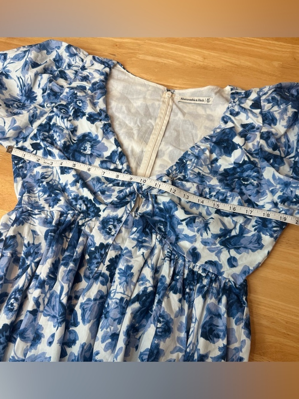 Abercrombie & Fitch A&F Cinch Front Poplin Blue Floral Mini Dress Size MT Medium - Picture 4 of 9